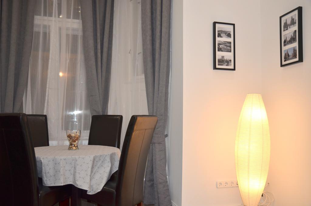 Vaci Street Downtown Apartments Budapest Ruang foto