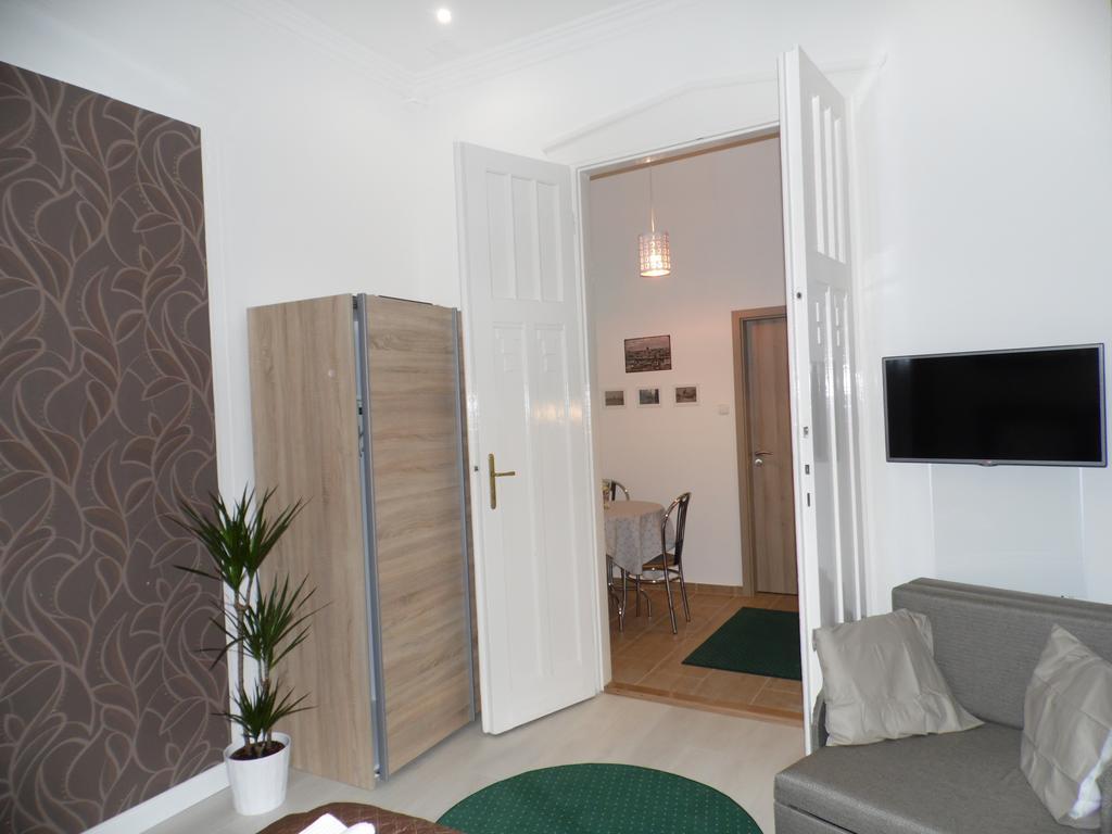 Vaci Street Downtown Apartments Budapest Ruang foto