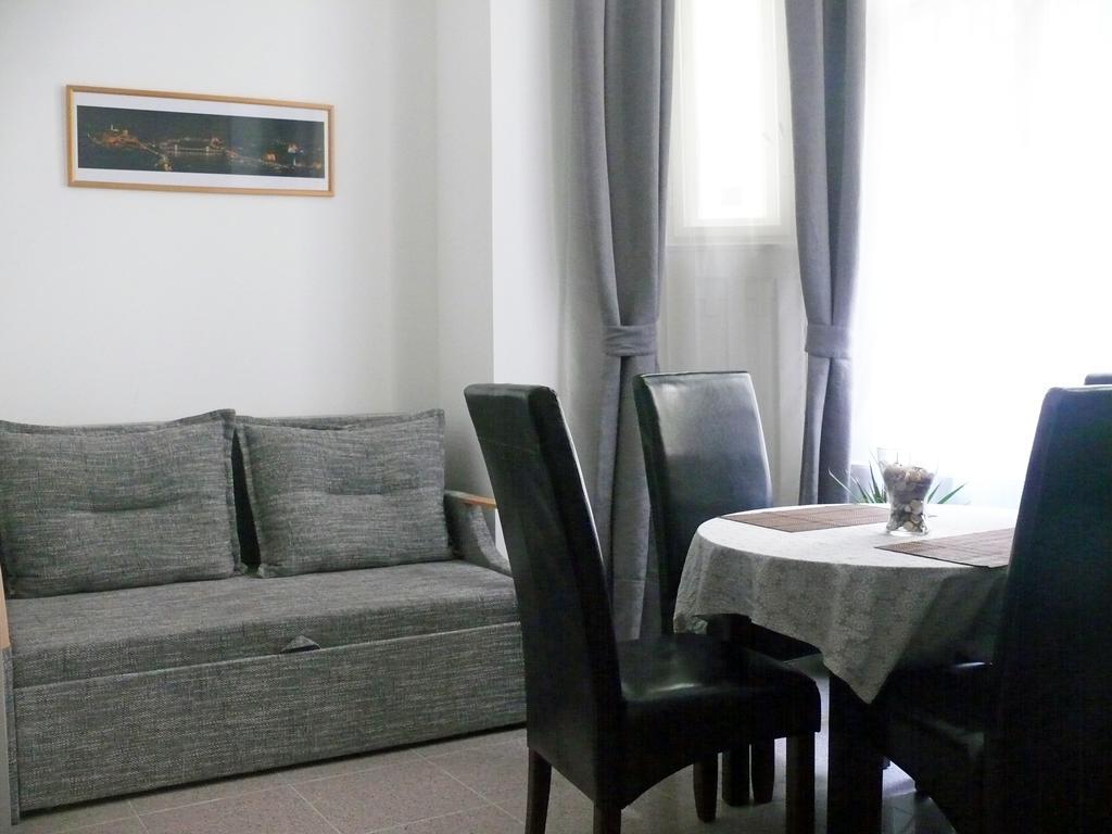 Vaci Street Downtown Apartments Budapest Bagian luar foto