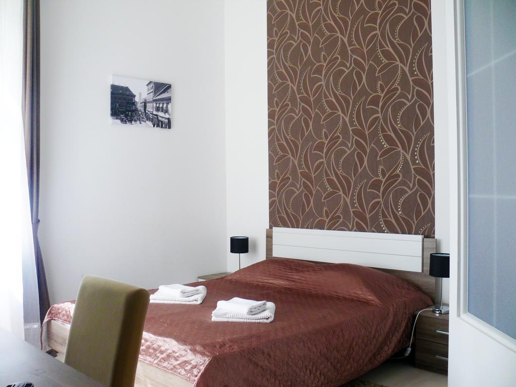 Vaci Street Downtown Apartments Budapest Bagian luar foto