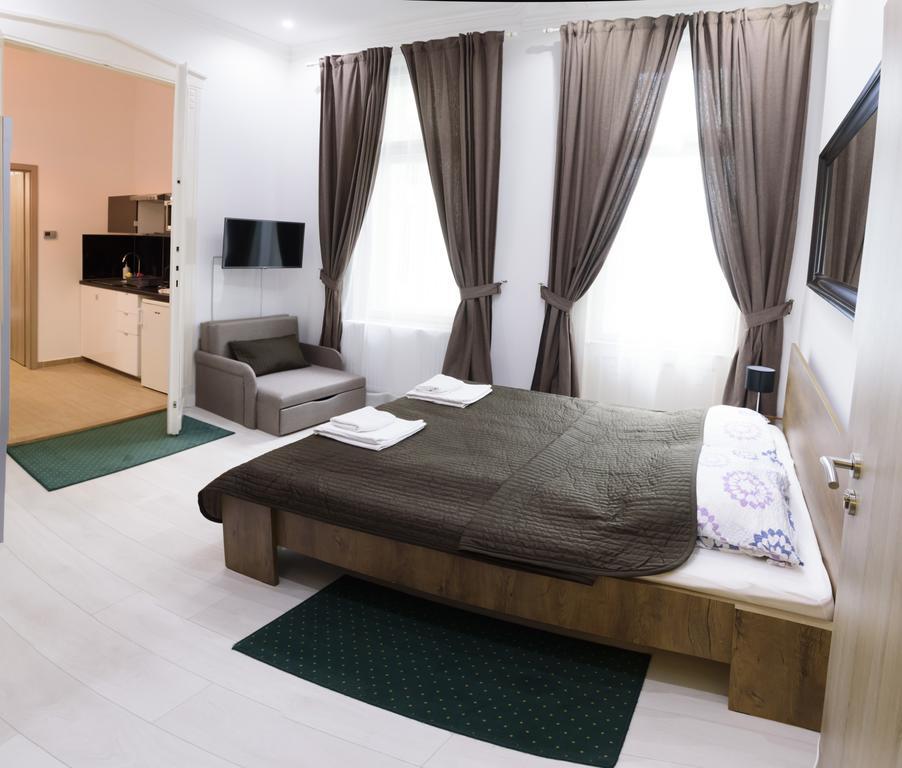 Vaci Street Downtown Apartments Budapest Bagian luar foto