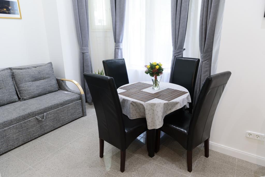 Vaci Street Downtown Apartments Budapest Bagian luar foto